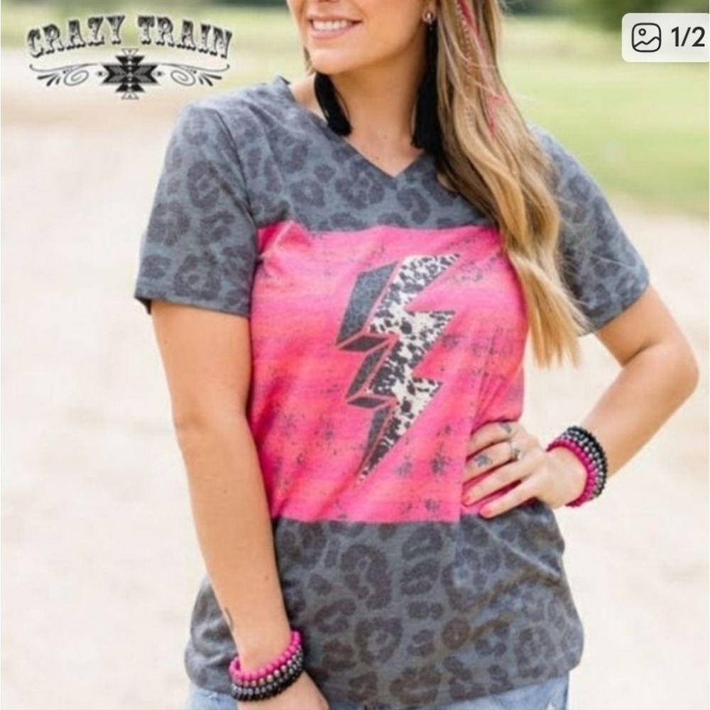 Crazy Train pink bolt grey lepard print v neck t shirt size Medium
